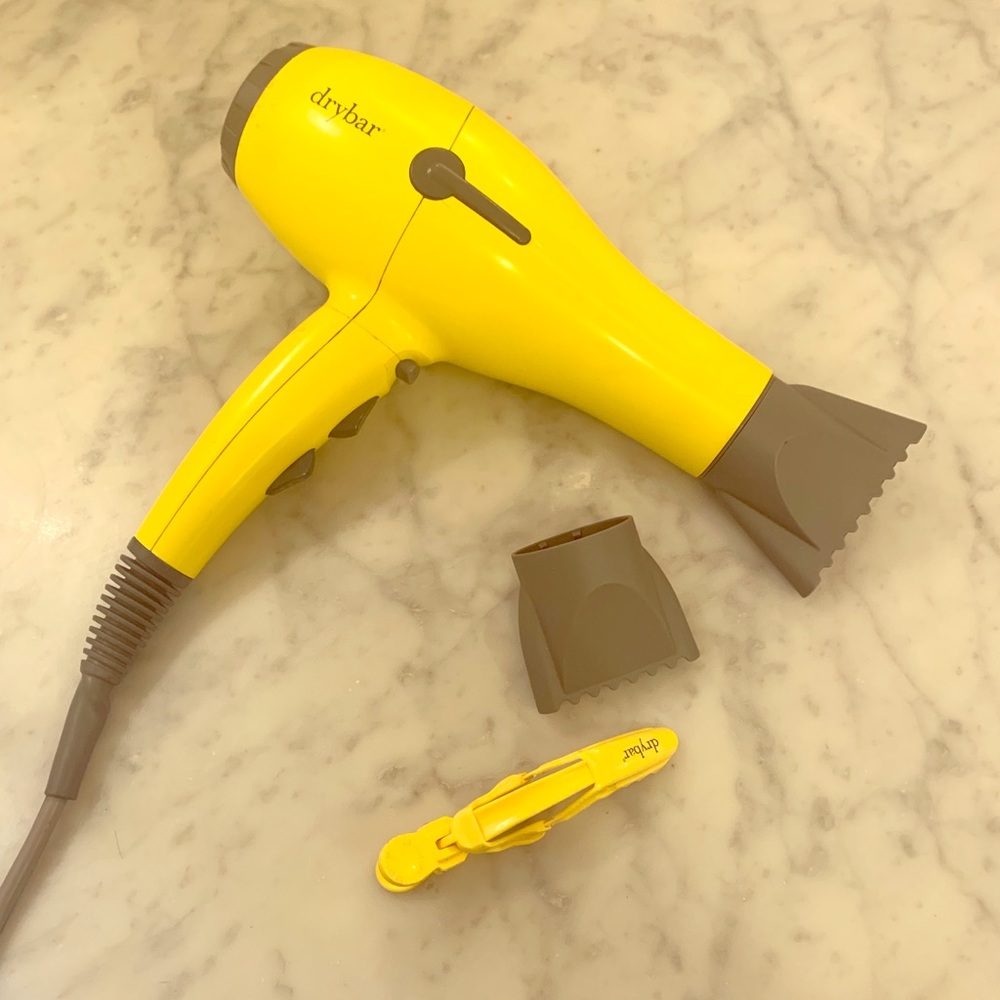 Drybar blow dryer ⭐️💛💛💛
